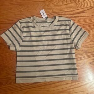 J.o & co Cropped T-Shirt